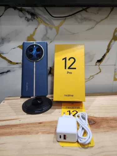 Realme 12 pro azul 256 gigas com NFC tela curvada todo original 
