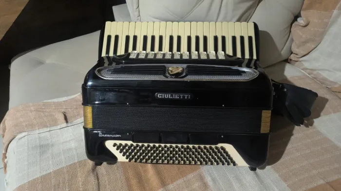 ACORDEON SANFONA GIULIETI ITÁLIA 4 VOZ IMPECÁVEL