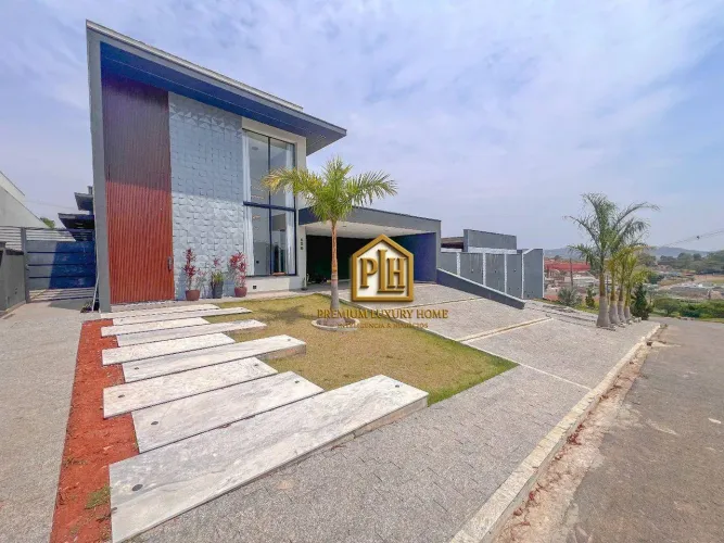 Casa de Alto Padrão à Venda | Condomínio Terras da Fazenda Santana  Atibaia/SP