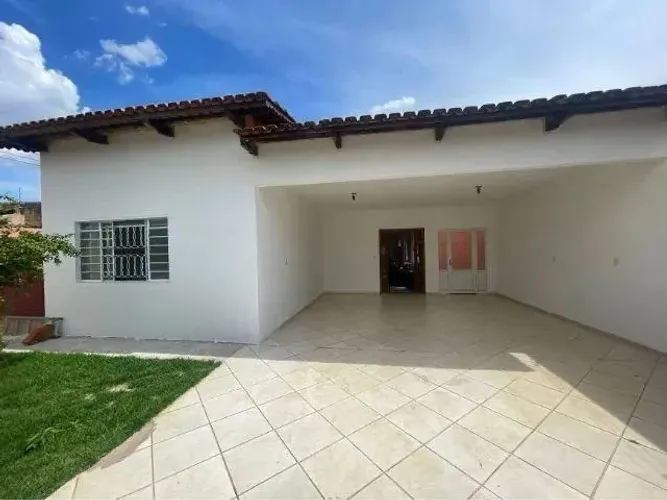 vende se casa 3 quartos