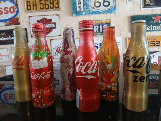 Garrafas de alumínio coca cola