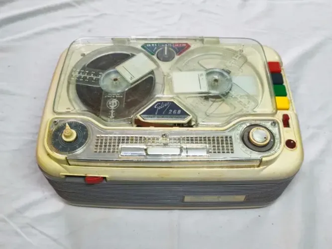 Gravador de Rolo Geloso G268 Italiano Anos 60 a Válvulas com Microfone e Maleta