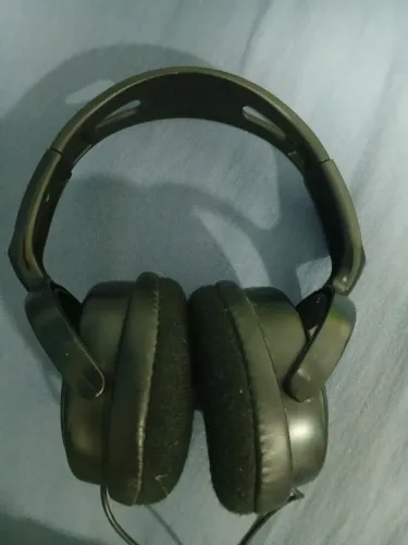 Fone de ouvido com fio Philips SHP2000 (em bom estado)