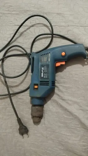 Vendo essa furadeira