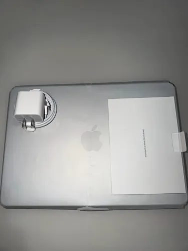 MacBook Neo 512 Silver Novo/Nunca Usado