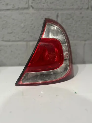 Lanterna traseira Direita RENAULT CLIO 2013 2014 2015 2016