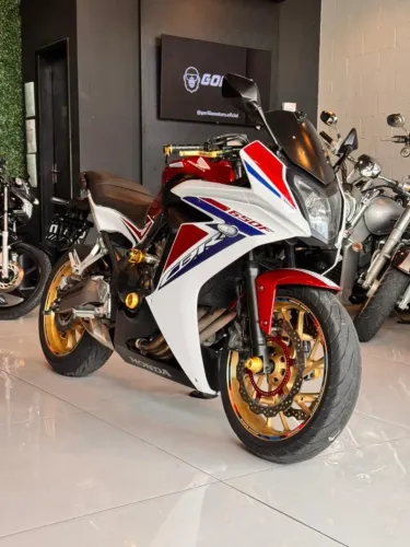 HONDA - CBR 650 F