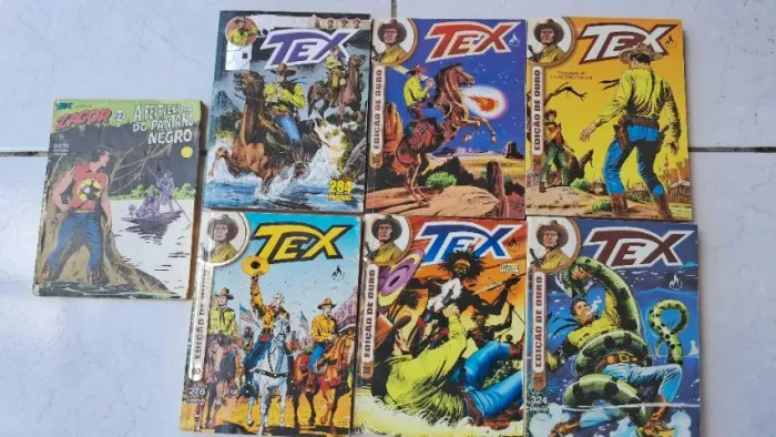 Revistas tex ouro e um zagor valor 25,00 cada.