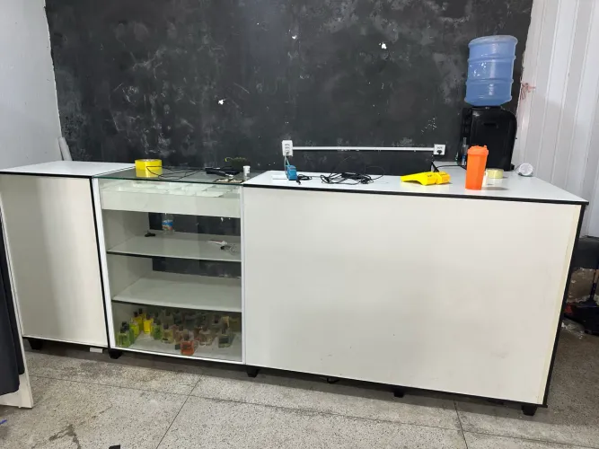 MÓVEL EM MDF