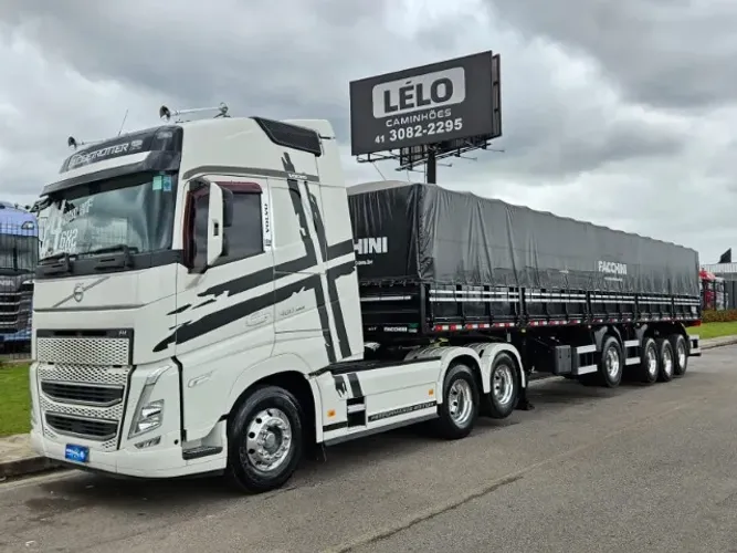 Volvo FH 460 6x2 Globetrotter Ano 24  Aut Mola + 4 Eixo Graneleiro Facchini 0km 27 c/pneu