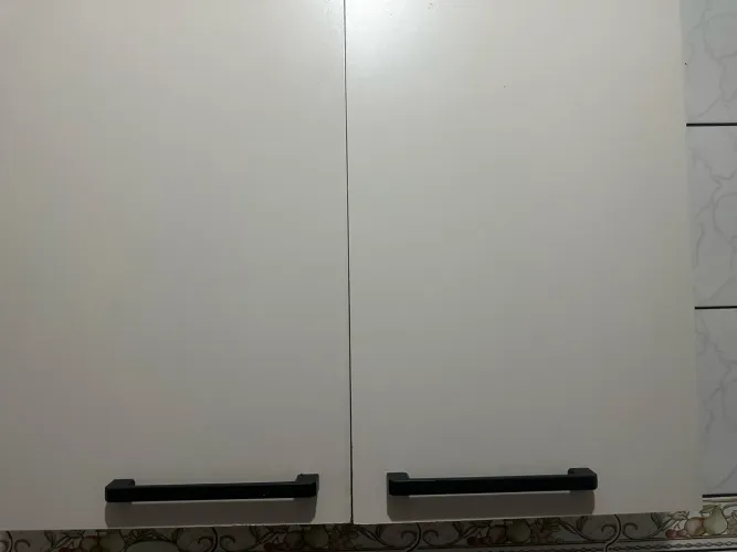 Vendo armário de parede de duas portas!