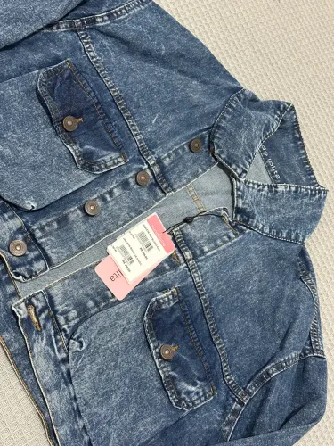 Jaqueta jeans cropped TAM G nova mundo Lolita