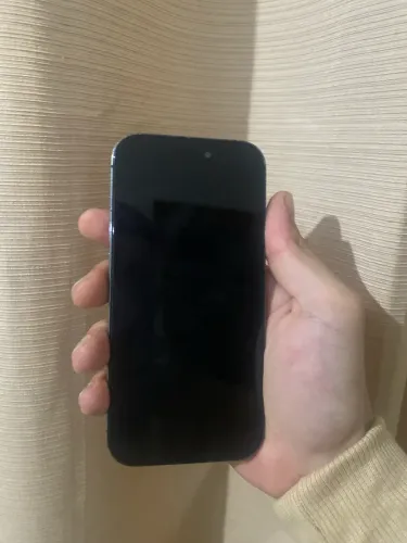 iPhone 14 Pro roxo
