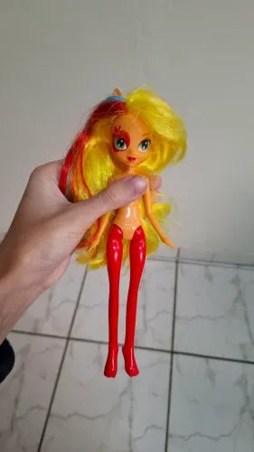 Boneca My Little Pony Equestria