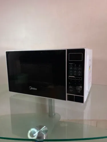Micro-ondas Midea 10 Litros - Muito Conservado