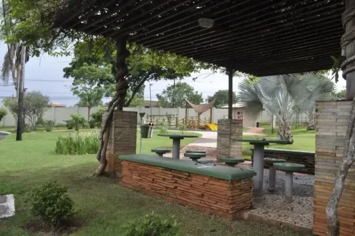 Terreno à venda no Condomínio Jardins Barcelona em Uberlândia