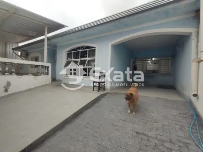 Casa Sobrado a venda 4 quartos sendo 1 suite e 3 banheiros Vila Jardini Zona Oeste Sorocab