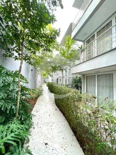 sobrado em condominio fechado -4 suites