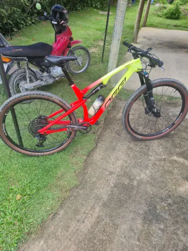 OGGi Caturra T20 Carbono