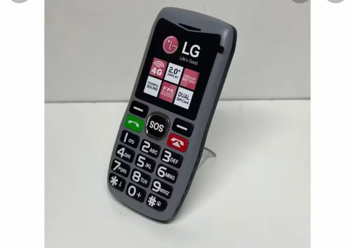 Vendo celular para idoso usado 1 mês dual chip letras grandes