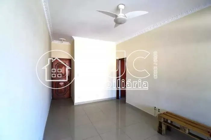 Cobertura : Linear / Residencial / Tijuca