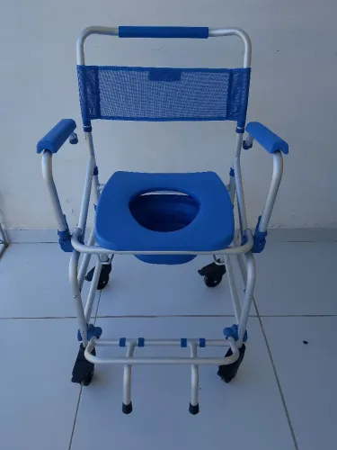 Cadeira de banho para idoso