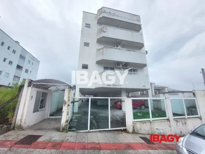 Excelente Apartamento 2 dormitório(s) em Areias - São José