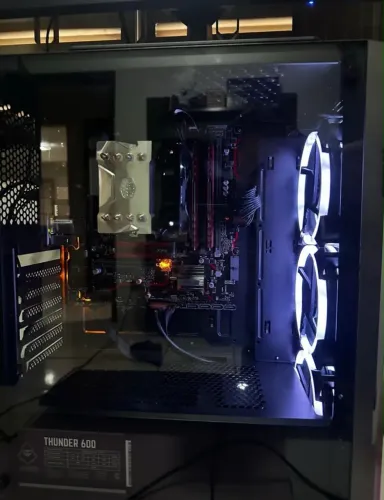PC COMOLETO COM MONITOR de 24 POL RYZEN 5 560G | 16GB DE RAM | 512 M.2