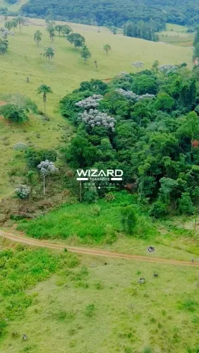 Área à venda em Canedos, Piracaia SP, com platô, cachoeira, mata nativa