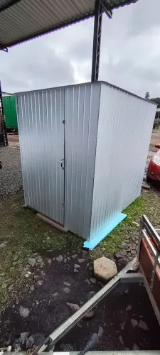 Mini container / depósito de jardim,obra