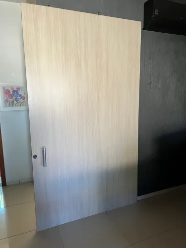 Porta de correr em MDF 