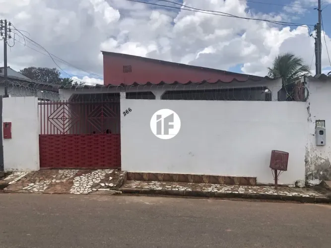 Casa Residencial Exclusiva à Venda em Estação Experimental, Rio Branco 3 Quartos, 2 Vaga