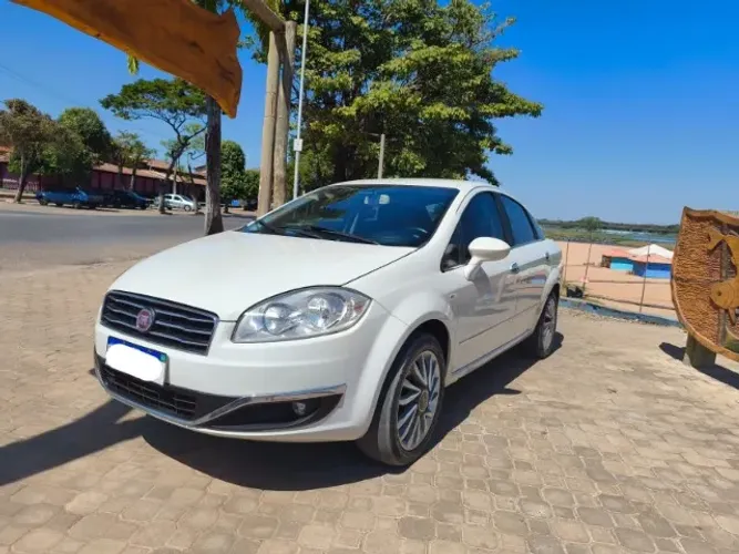 Fiat Linea Absolute 1.9/1.8 Flex Dualogic 4P 2016