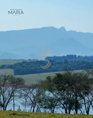 Lote à Venda no Residencial Terras de Santa MariaÀ Beira da Represa em Piracaia