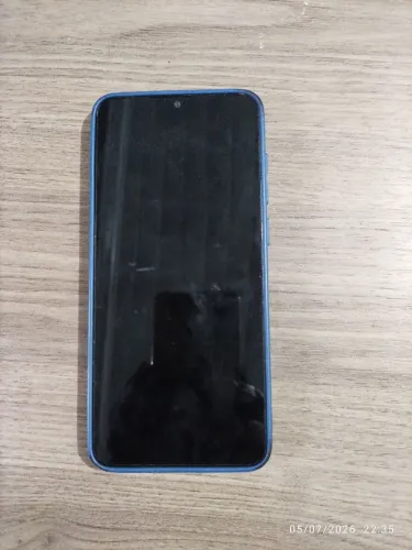 Vendo um celular 