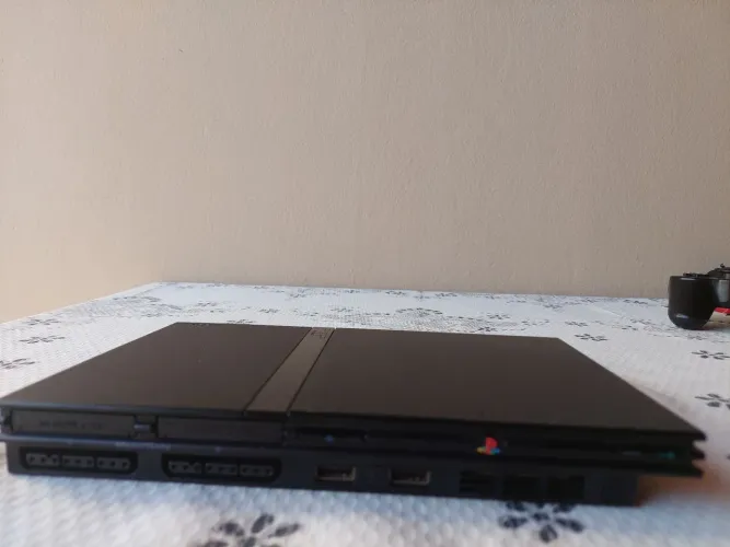 ? PlayStation 2 Slim (Modelo SCPH-77001) - Pronto para Jogar!