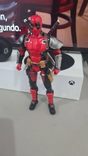 Action Figure Deadpool.
