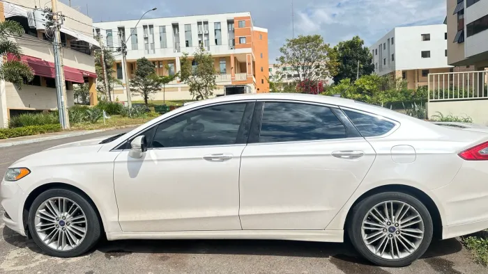 Ford Fusion Titanium 2.0 Gtdi Eco. FWD Aut. 2014