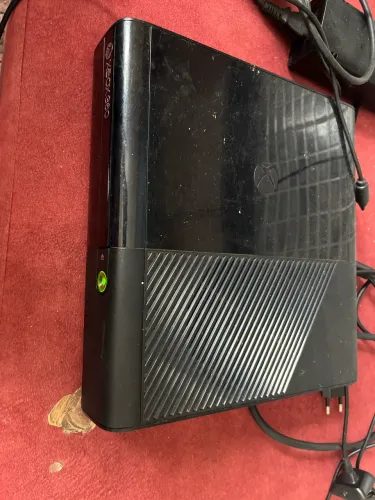 Xbox 360 Slim Desbloqueado