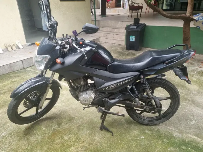 Factor 150cc ano 2020 locaçao moto(ALUGUEL 300 SEMANAIS). NAO ESTA A VENDA!