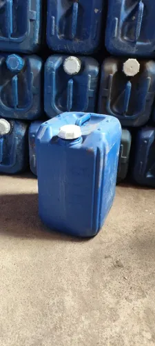 Galão de 20 litros e 25 litros