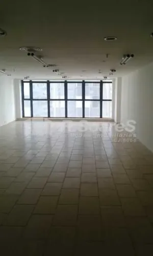 Sala : / Comercial / Centro