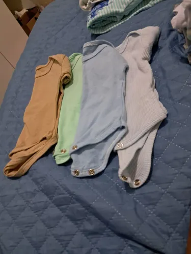 Lote de roupas 