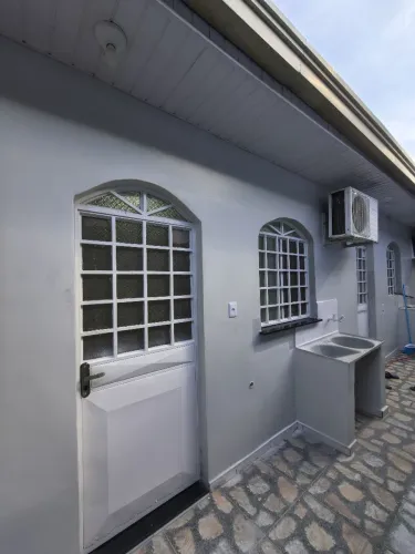 ALUGA-SE - Apartamento Amplo | Bairro Santa Tereza