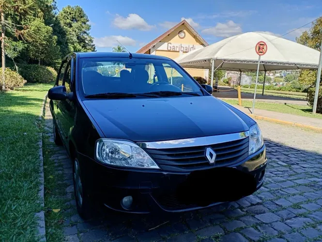 Renault Logan Expression Hi-flex 1.6 8V 4P 2013