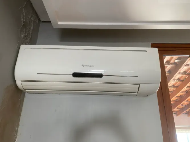 Ar condicionado 
