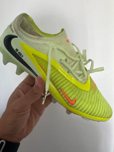 CHUTEIRA NIKE PHANTOM 6 ELITE LOW