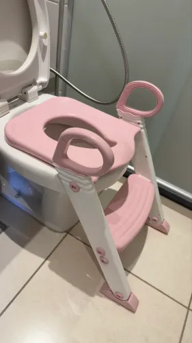 Assento redutor infantil com escada Rosa