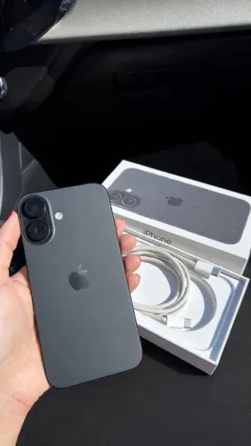 iPhone 16 muito novo 128gb