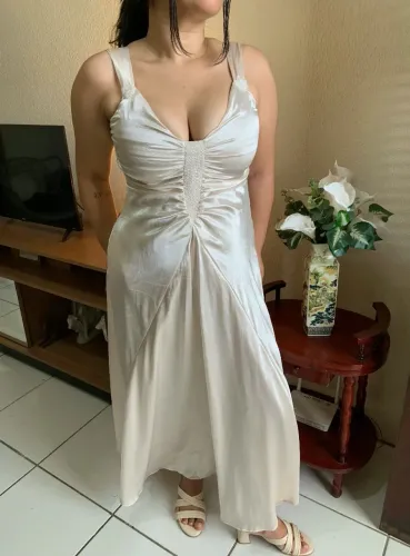 Vestido de Festa Vintage na Cor Bege Tamanho M/G